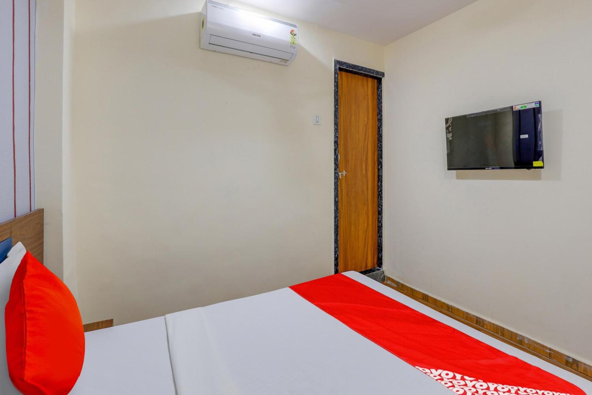 Hotel O Lotus 수라트 외부 사진