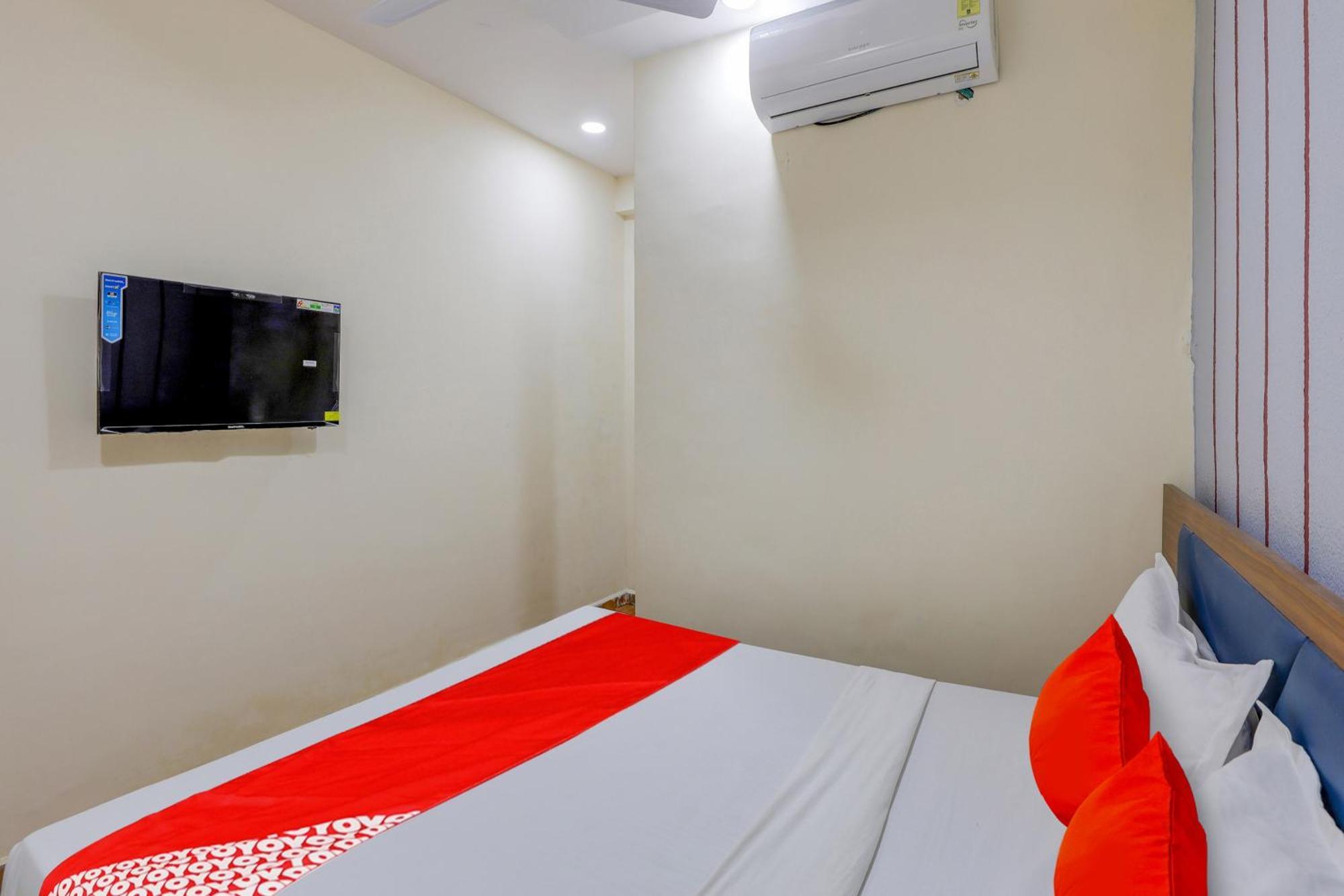 Hotel O Lotus 수라트 외부 사진